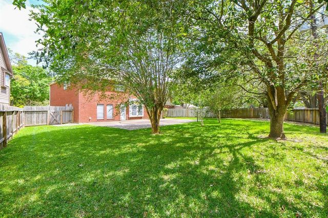 2226 Mill Creek Drive, Sugar Land, TX 77478