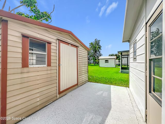 1945 Live Oak Street NE, Palm Bay, FL 32905