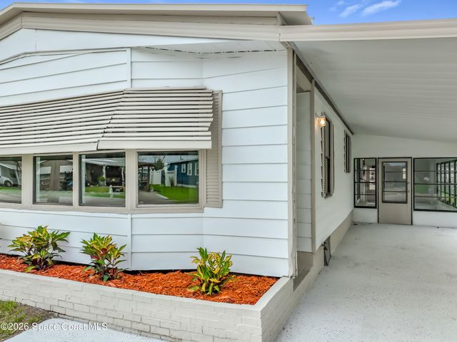 1945 Live Oak Street NE, Palm Bay, FL 32905