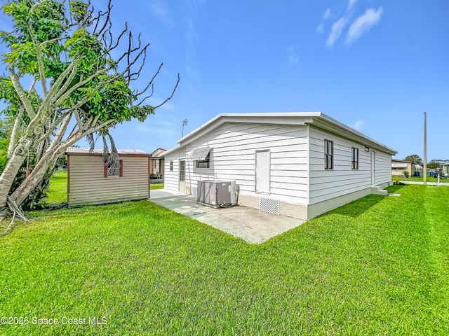 1945 Live Oak Street NE, Palm Bay, FL 32905