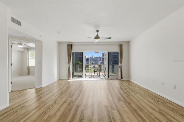 960 STARKEY ROAD 3106, Largo, FL 33771