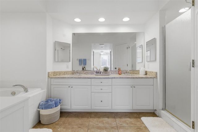 960 STARKEY ROAD 3106, Largo, FL 33771