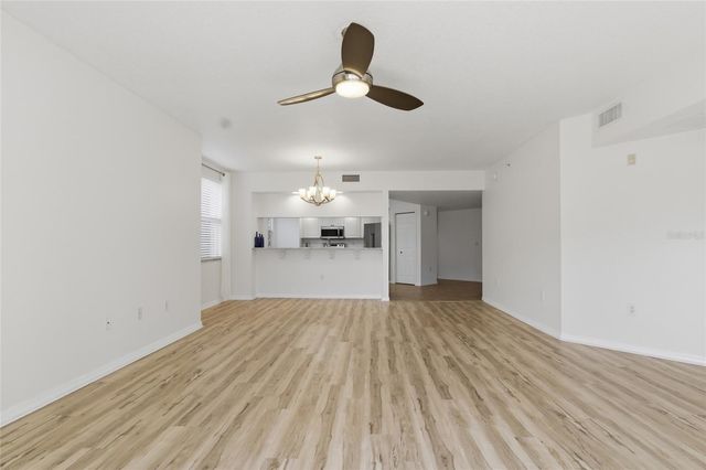 960 STARKEY ROAD 3106, Largo, FL 33771