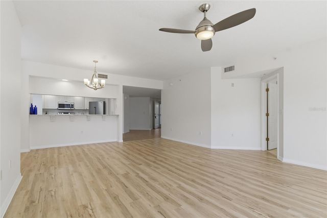 960 STARKEY ROAD 3106, Largo, FL 33771