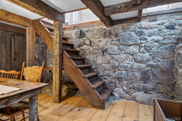 114 Newport Bridge Road, Warwick, NY 10990