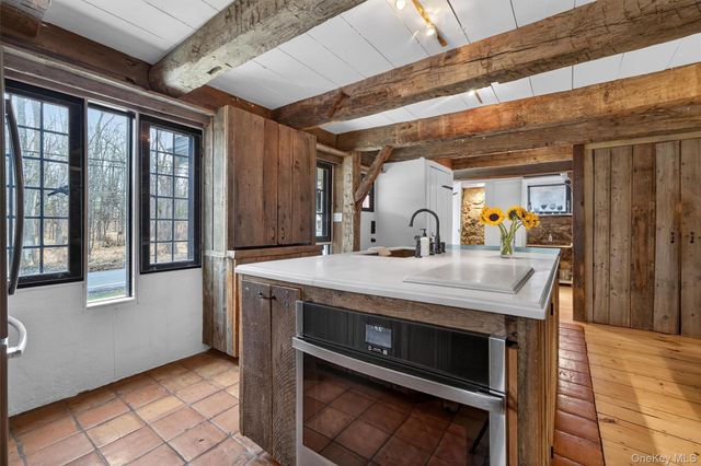 114 Newport Bridge Road, Warwick, NY 10990