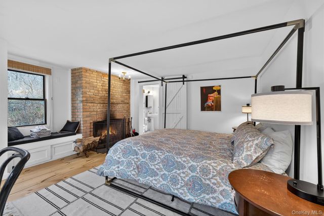 114 Newport Bridge Road, Warwick, NY 10990