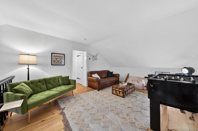 114 Newport Bridge Road, Warwick, NY 10990