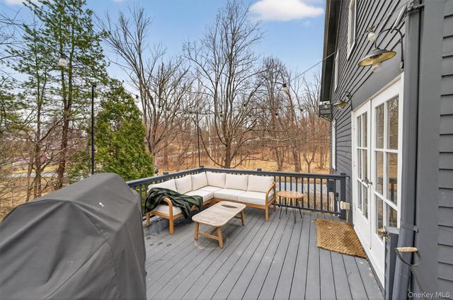 114 Newport Bridge Road, Warwick, NY 10990