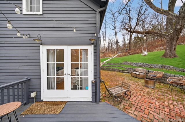 114 Newport Bridge Road, Warwick, NY 10990