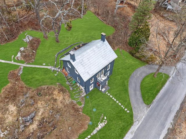 114 Newport Bridge Road, Warwick, NY 10990