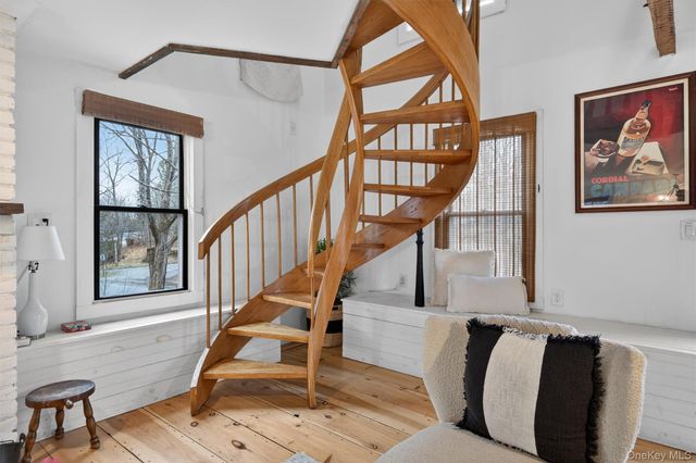 114 Newport Bridge Road, Warwick, NY 10990