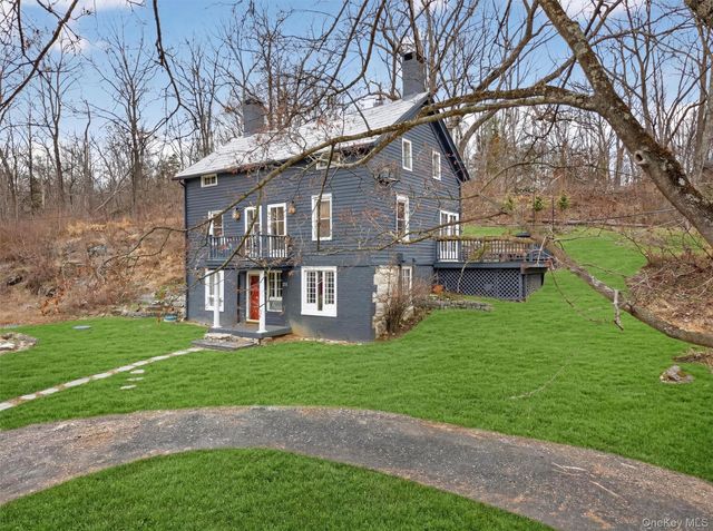 114 Newport Bridge Road, Warwick, NY 10990