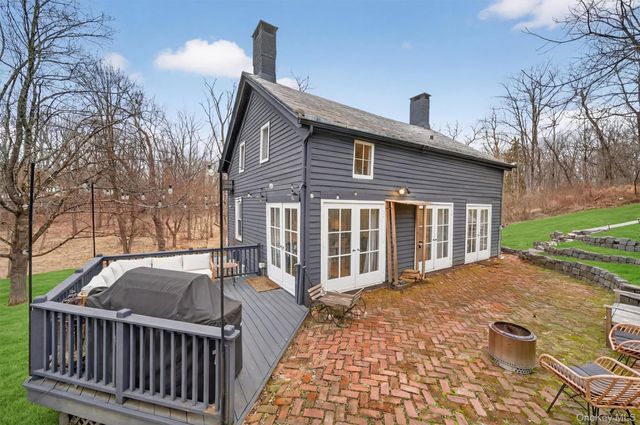 114 Newport Bridge Road, Warwick, NY 10990