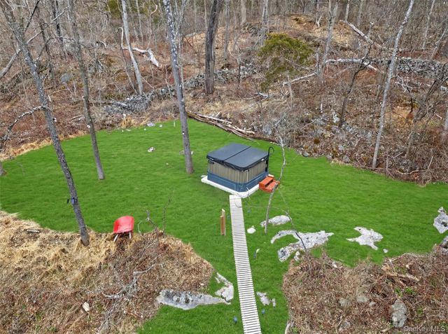 114 Newport Bridge Road, Warwick, NY 10990