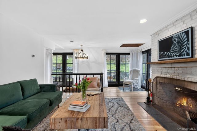 114 Newport Bridge Road, Warwick, NY 10990