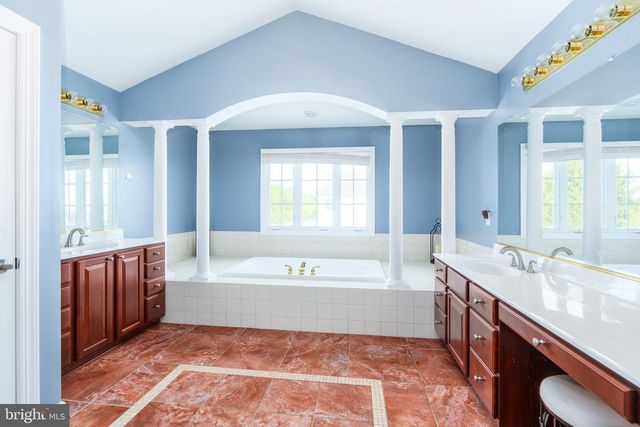 26 ROCK HOLLOW CT, Elkton, MD 21921