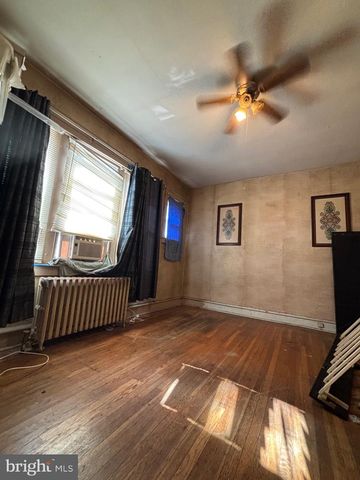 1266 MAGNOLIA AVE, Camden, NJ 08103