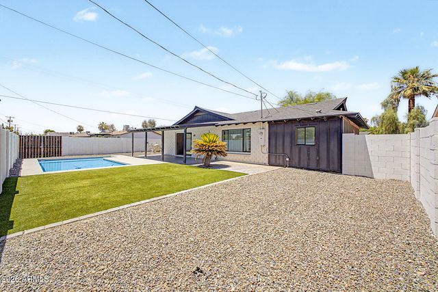 8601 E ROANOKE Avenue, Scottsdale, AZ 85257
