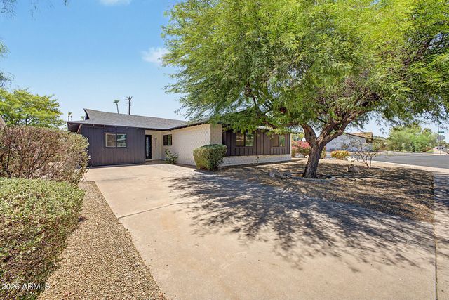 8601 E ROANOKE Avenue, Scottsdale, AZ 85257