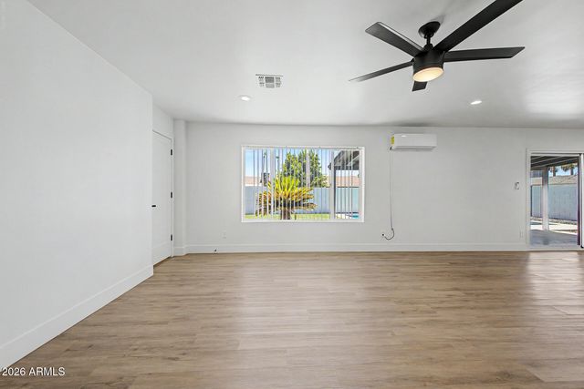 8601 E ROANOKE Avenue, Scottsdale, AZ 85257