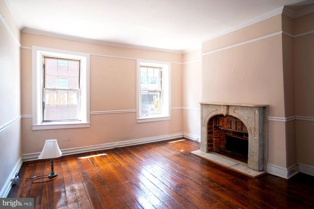 869 N HOWARD ST, Baltimore, MD 21201