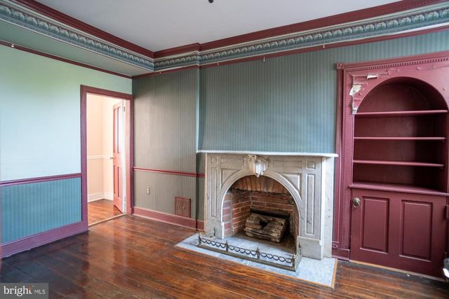 869 N HOWARD ST, Baltimore, MD 21201