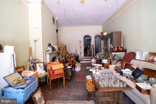 869 N HOWARD ST, Baltimore, MD 21201