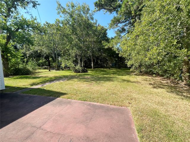 602 Bluebonnet Drive, La Marque, TX 77568