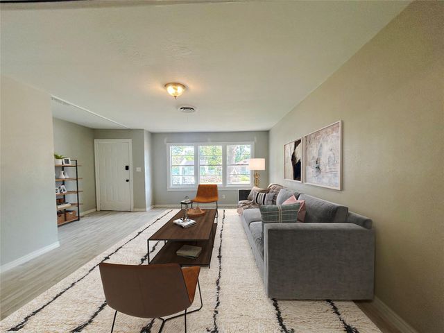 602 Bluebonnet Drive, La Marque, TX 77568