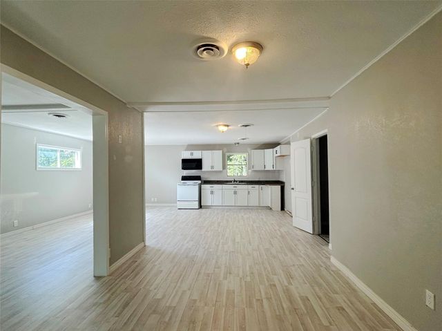 602 Bluebonnet Drive, La Marque, TX 77568