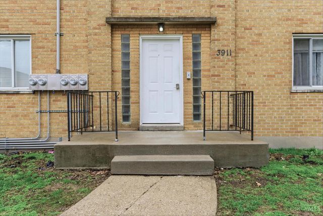 3911 E Gatewood Lane, Silverton, OH 45236