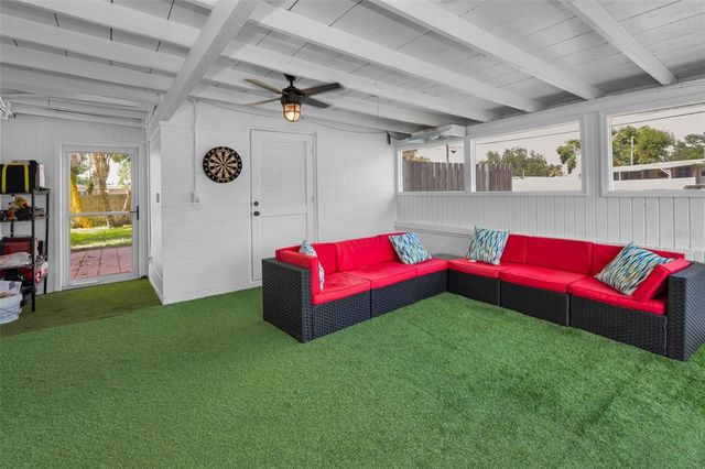 10415 110TH AVENUE, Largo, FL 33773