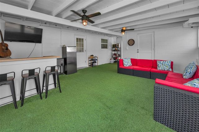 10415 110TH AVENUE, Largo, FL 33773