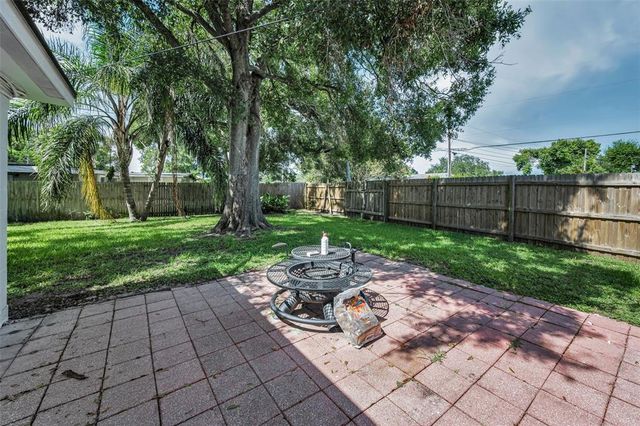 10415 110TH AVENUE, Largo, FL 33773