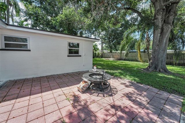 10415 110TH AVENUE, Largo, FL 33773
