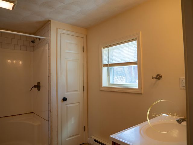 5 Glenwood Lane, Northwood, NH 03261