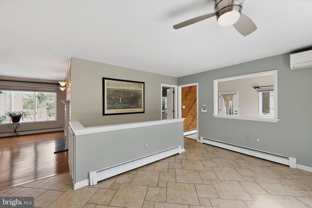 117 CREAMERY RD, Elverson, PA 19520