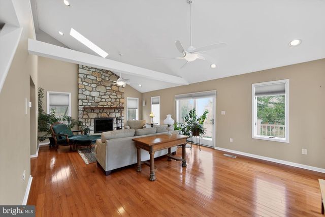 117 CREAMERY RD, Elverson, PA 19520