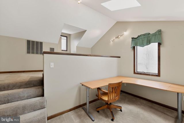 117 CREAMERY RD, Elverson, PA 19520