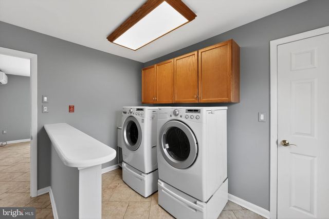 117 CREAMERY RD, Elverson, PA 19520