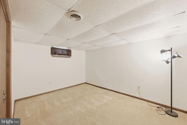 117 CREAMERY RD, Elverson, PA 19520