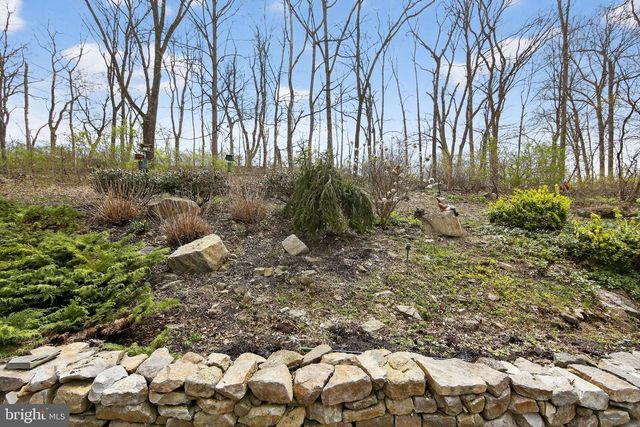 117 CREAMERY RD, Elverson, PA 19520