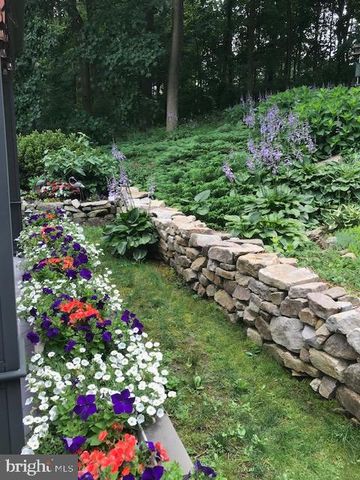 117 CREAMERY RD, Elverson, PA 19520