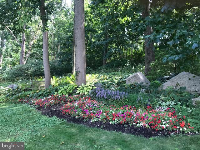 117 CREAMERY RD, Elverson, PA 19520