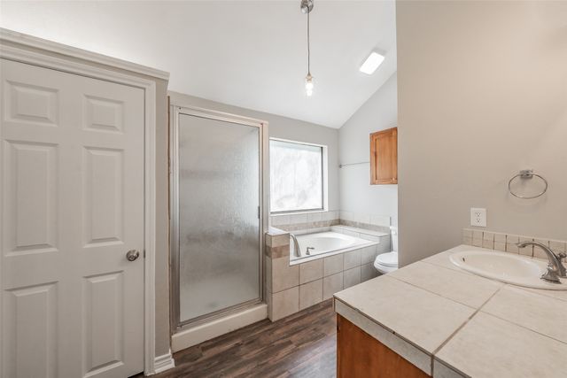 4052 La Costa Court, Irving, TX 75038