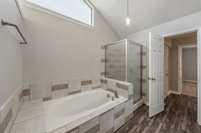 4052 La Costa Court, Irving, TX 75038