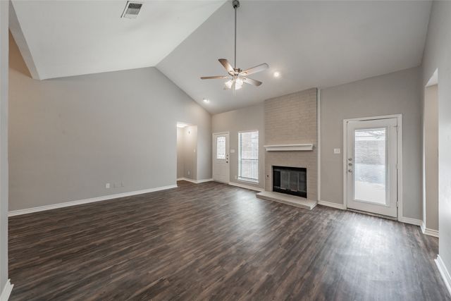 4052 La Costa Court, Irving, TX 75038