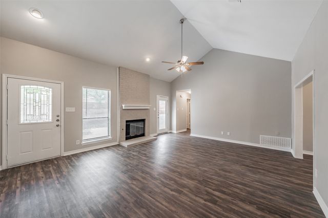 4052 La Costa Court, Irving, TX 75038