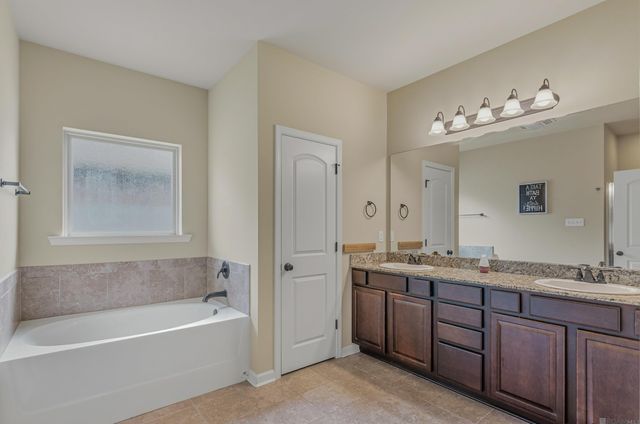 17018 Enterprise Ave, Prairieville, LA 70769